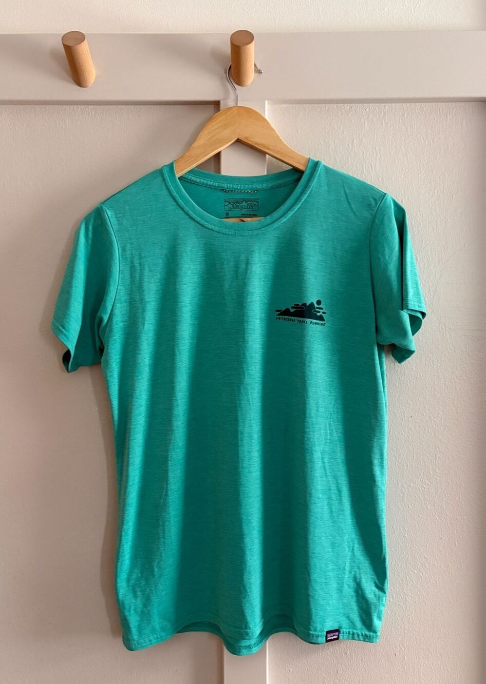 Patagonia Capilene Cool Daily Graphic T-Shirt M Short Sleeve Tee